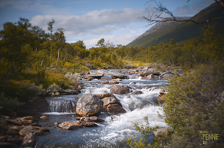 River and waterfall | Norway| Lensbaby | www.Fenne.be