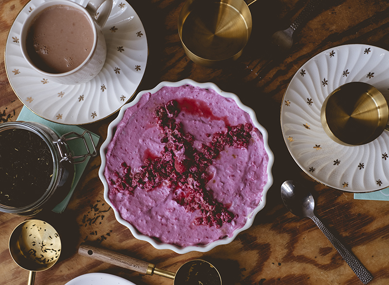 Rawfood vegan raspberry cheesecake, Swedish summer fika, food photography with Fujifilm Xt4, www.Fenne.be