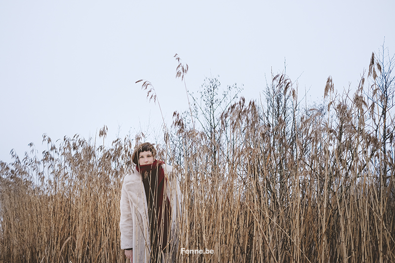 Creating self-portraits with Fujifilm xt-4 camera, Dalarna, Sweden, portrait photography, Instagram photoshoot, snow landscape, frozen lake, www.Fenne.be