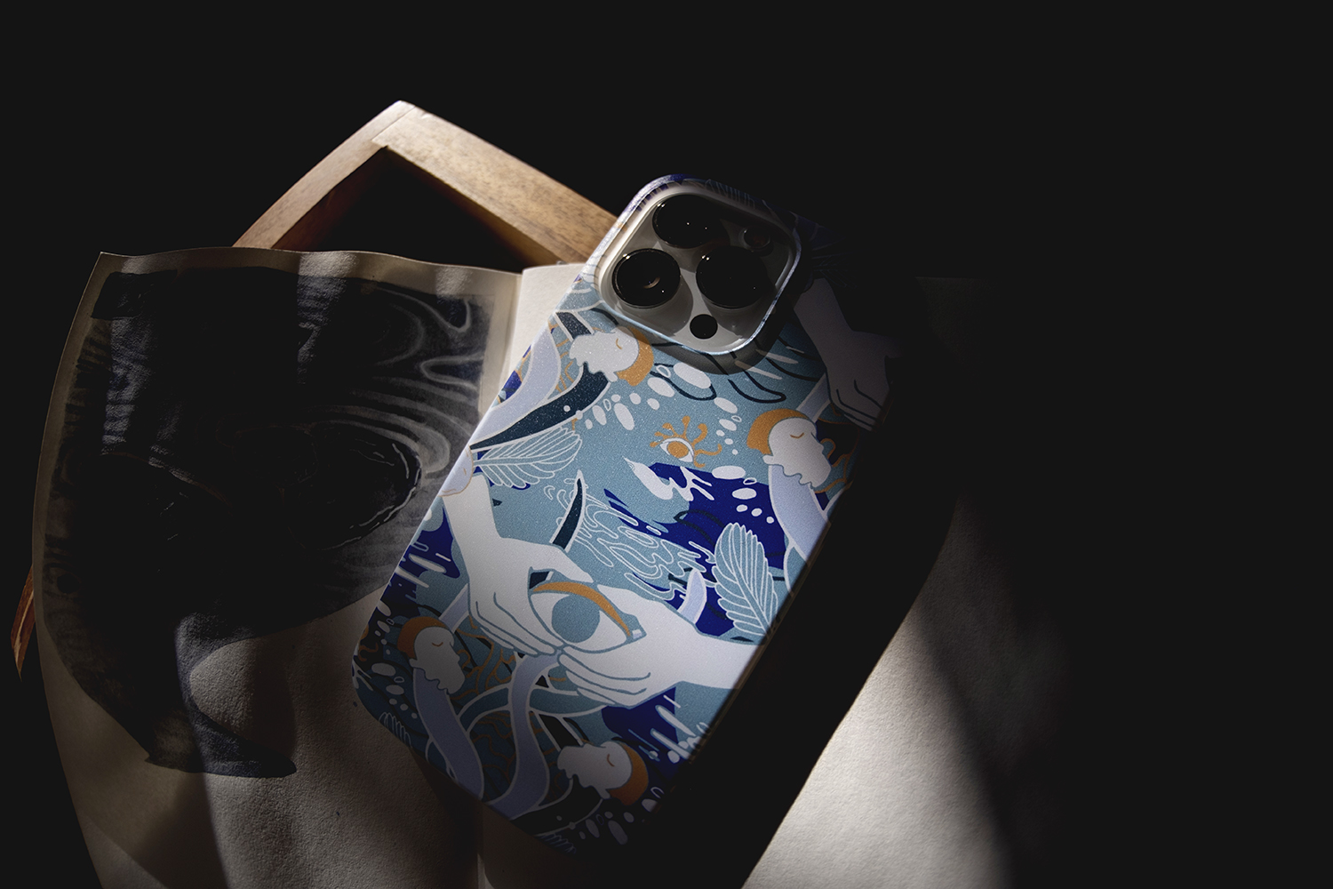 Illustrated Iphone flexible phone case from Redbubble, Pattern design www.Fenne.be